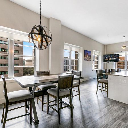 2 Bedroom Elegant Condos In Downtown نيو أورلينز المظهر الخارجي الصورة