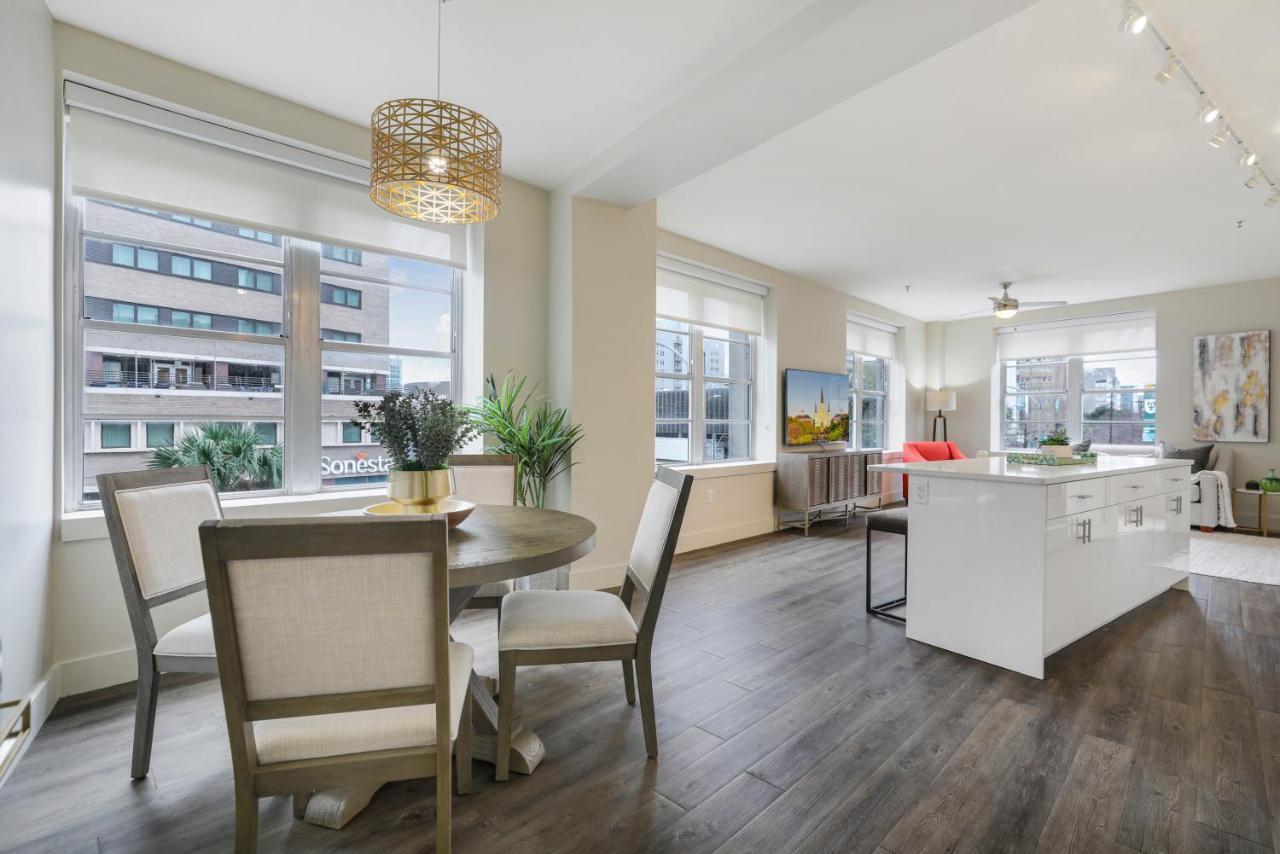 2 Bedroom Elegant Condos In Downtown نيو أورلينز المظهر الخارجي الصورة