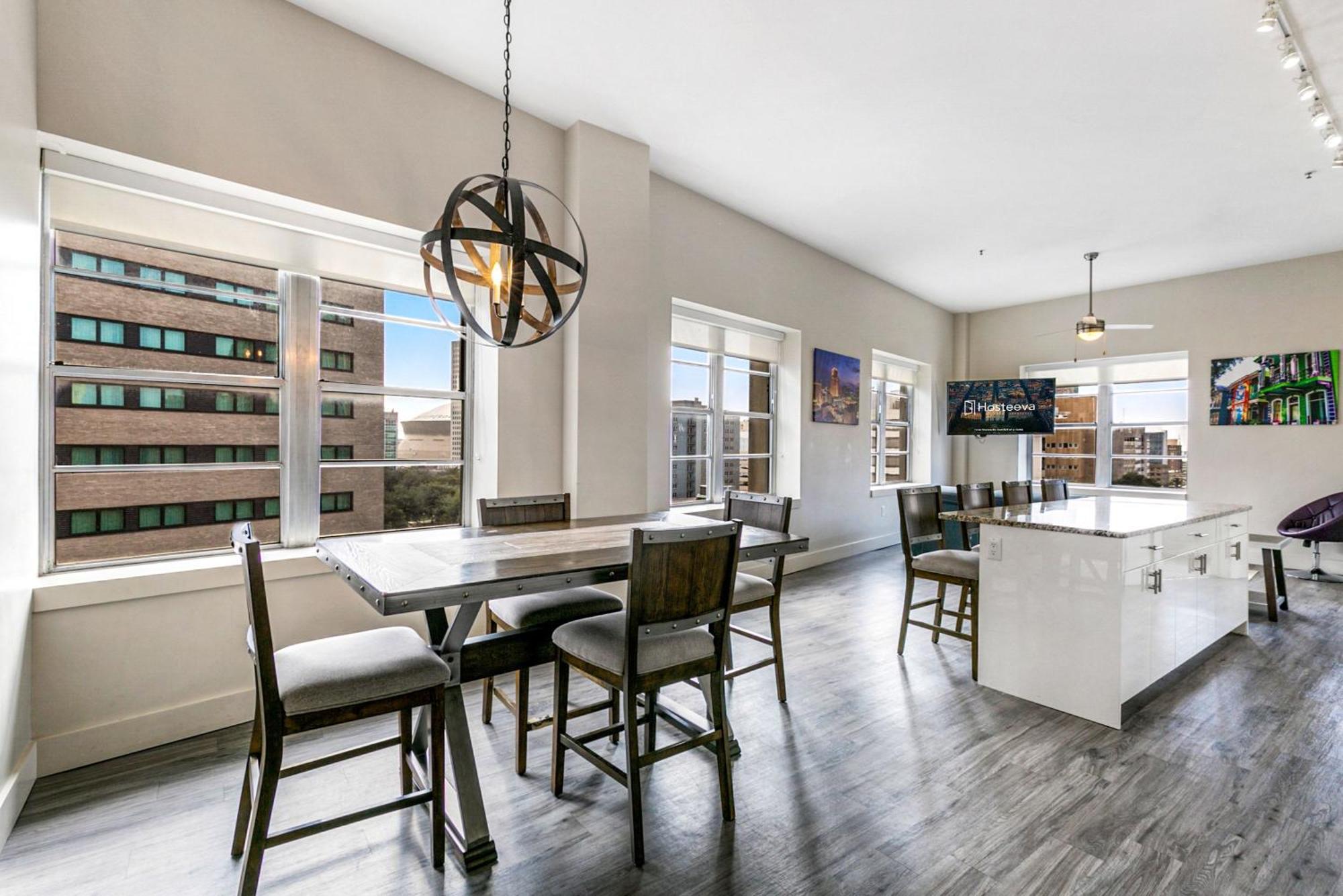 2 Bedroom Elegant Condos In Downtown نيو أورلينز المظهر الخارجي الصورة